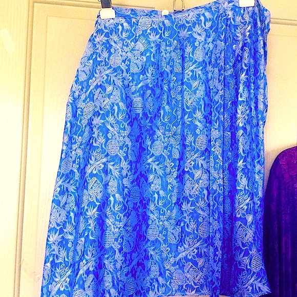 *Oriental Brocade Skirt wrap silky Full sweep OSFM Vtg no tag Flared Satiny - Picture 2 of 6